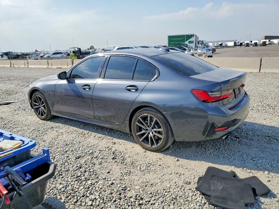 X 2021 BMW 330XI photo no. 2