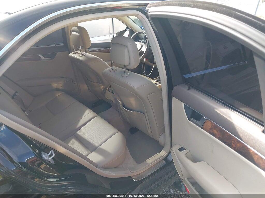 WDDGF4HB8CA609383 2012 MERCEDES-BENZ C 250 photo no. 8