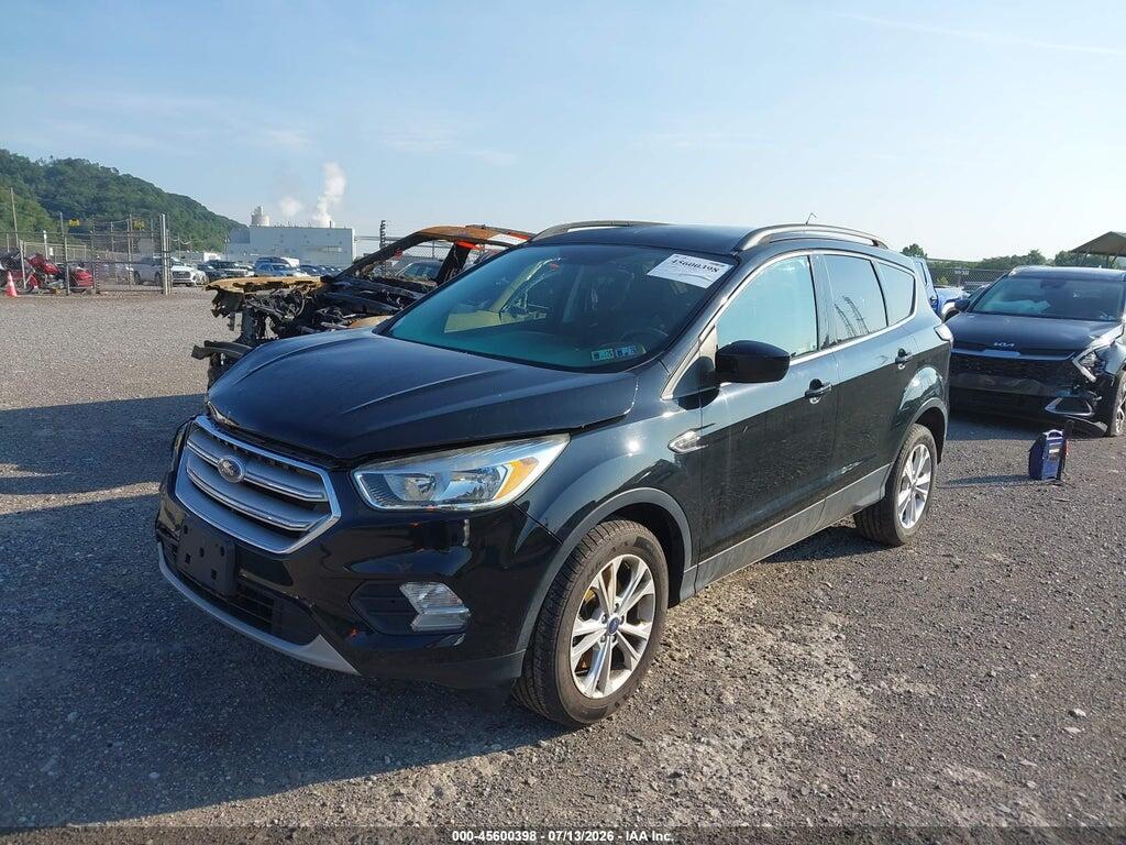 1FMCU9GD8JUB58199 2018 FORD ESCAPE photo no. 2