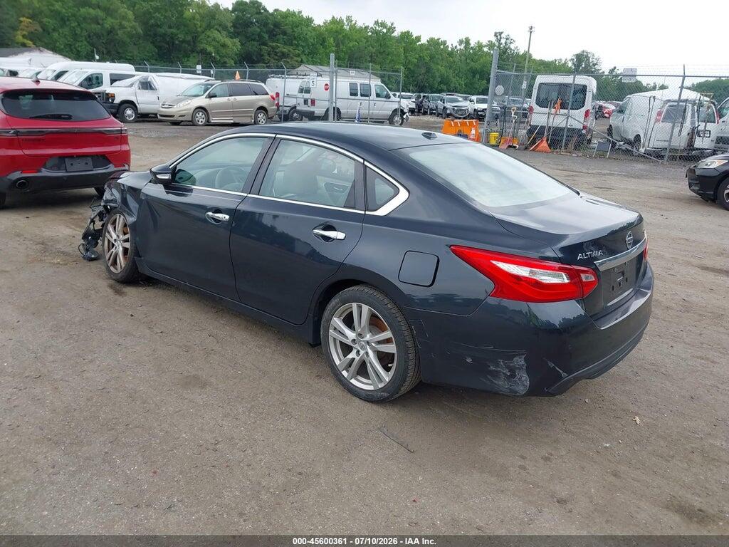 1N4BL3AP8HC129696 2017 NISSAN ALTIMA photo no. 3