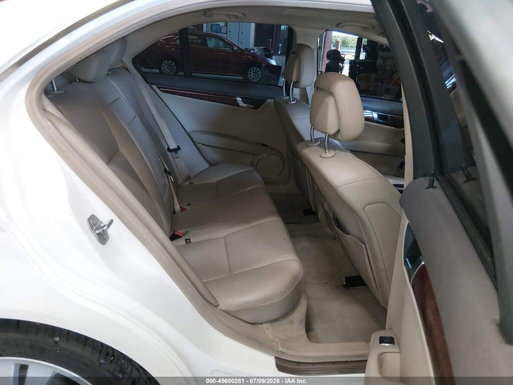 WDDGF8BB5AR090050 2010 MERCEDES-BENZ C 300 photo no. 8