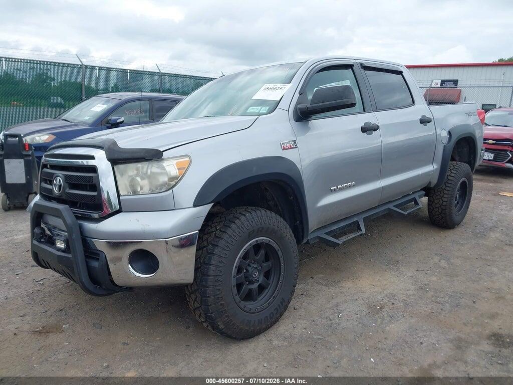 5TFDY5F10AX099323 2010 TOYOTA TUNDRA photo no. 2