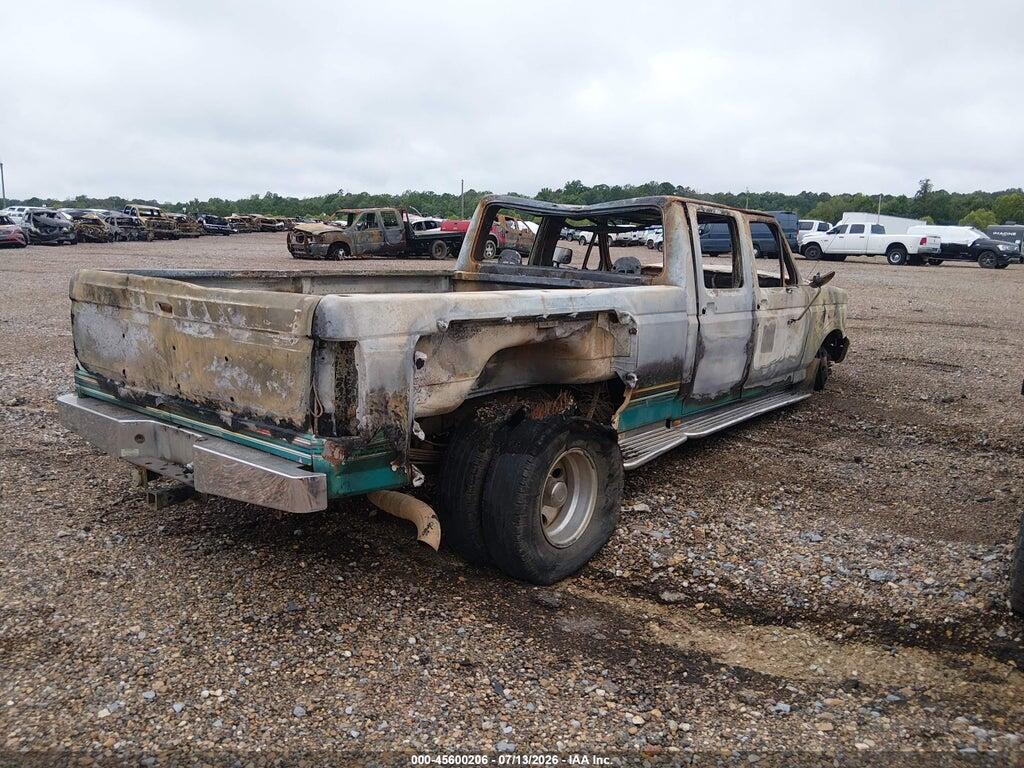 1FTJW35K8REA08569 1994 FORD F350 photo no. 4
