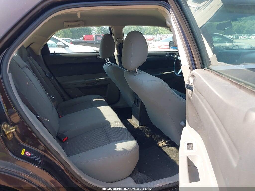 2C3AA43R45H168475 2005 CHRYSLER 300 photo no. 8