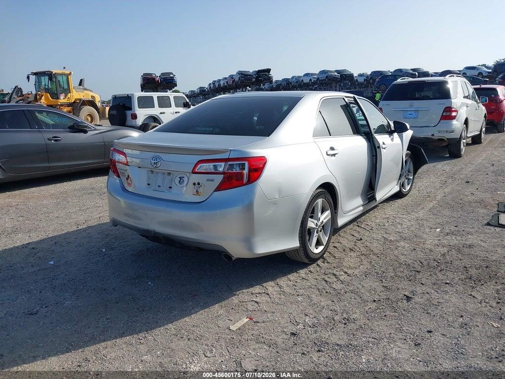 4T1BF1FK2EU446653 2014 TOYOTA CAMRY photo no. 4