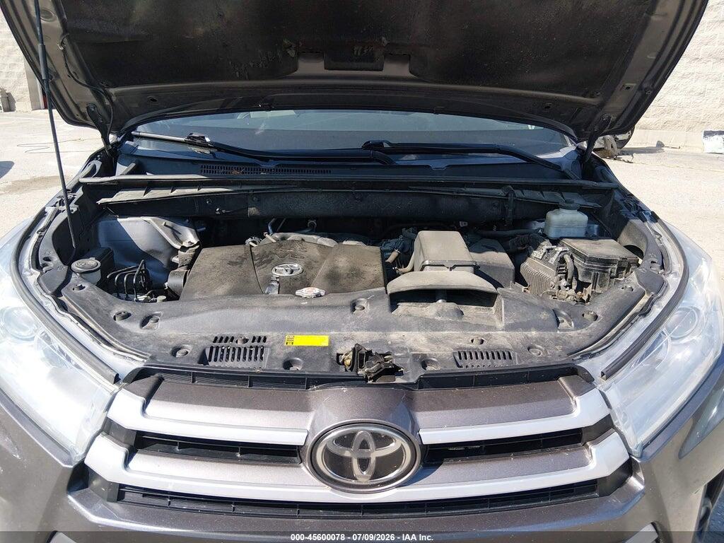 5TDJZRFH9JS527982 2018 TOYOTA HIGHLANDER photo no. 10