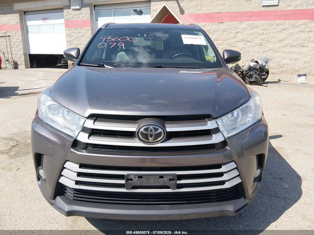 5TDJZRFH9JS527982 2018 TOYOTA HIGHLANDER photo no. 12