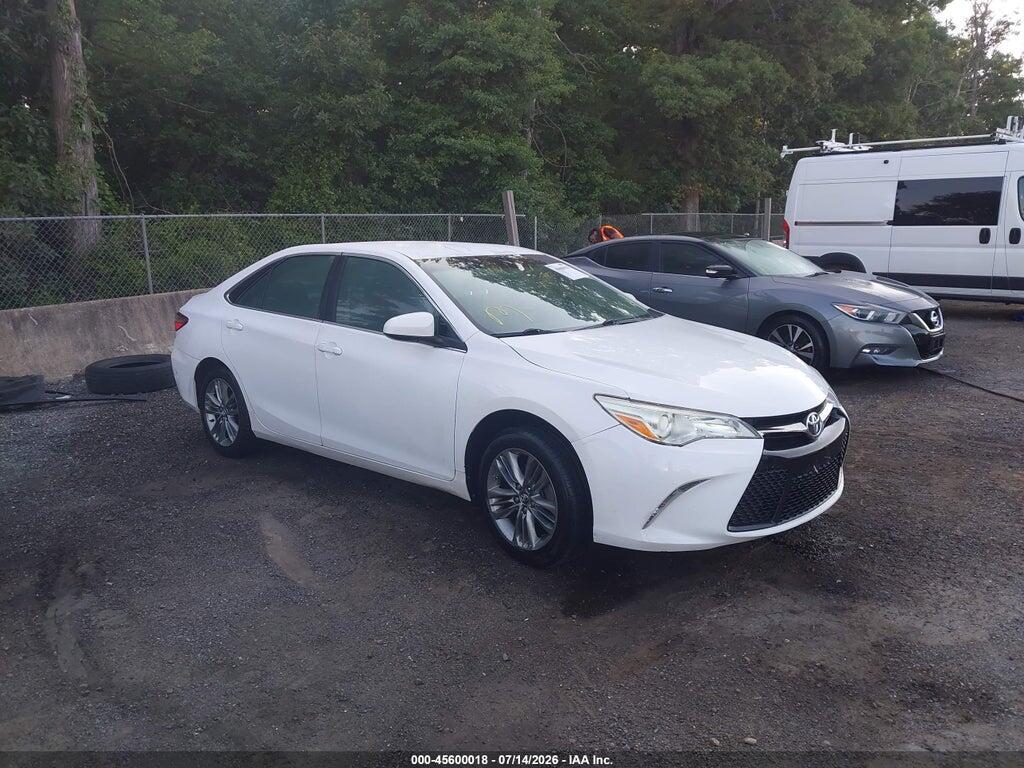 4T1BF1FK2GU228943 2016 TOYOTA CAMRY photo no. 1