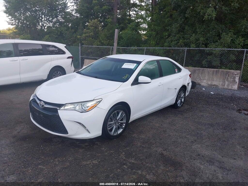 4T1BF1FK2GU228943 2016 TOYOTA CAMRY photo no. 2