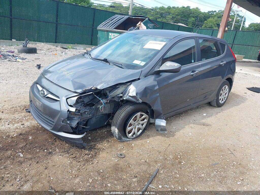 KMHCT5AE9DU090089 2013 HYUNDAI ACCENT photo no. 2