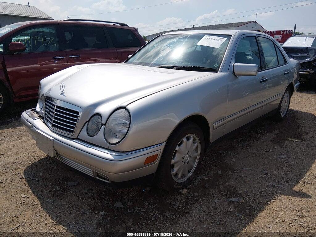 WDBJF82H5XX027490 1999 MERCEDES-BENZ E 320 photo no. 2