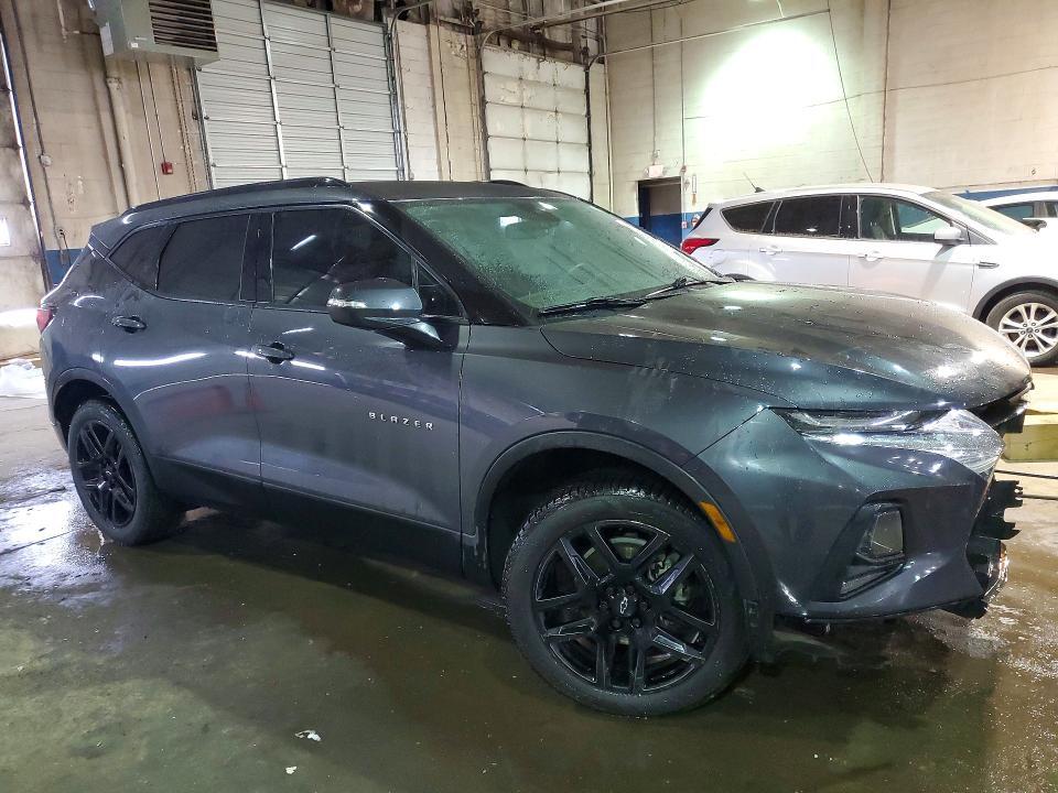 2021 CHEVROLET BLAZER 2LT — Фото 4 из 14