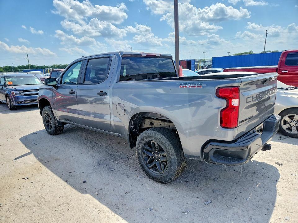 2021 CHEVROLET SILVERADO K1500 TRAIL BOSS CUSTOM — Фото 2 из 12