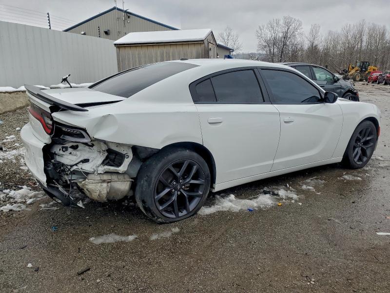 2021 DODGE CHARGER SXT — Фото 3 из 12