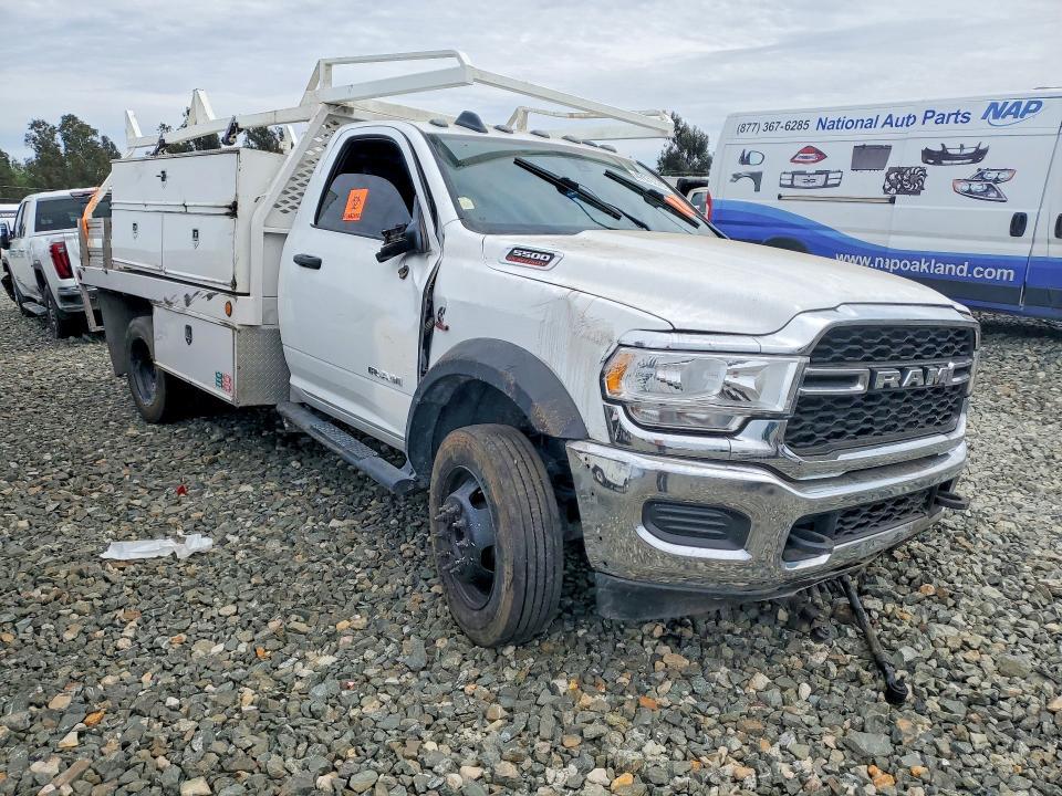 3C7WRNBL5MG683743 2021 DODGE RAM 5500 photo no. 4