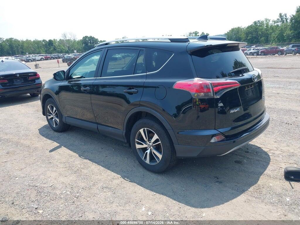 2T3RFREV1HW607661 2017 TOYOTA RAV4 photo no. 3
