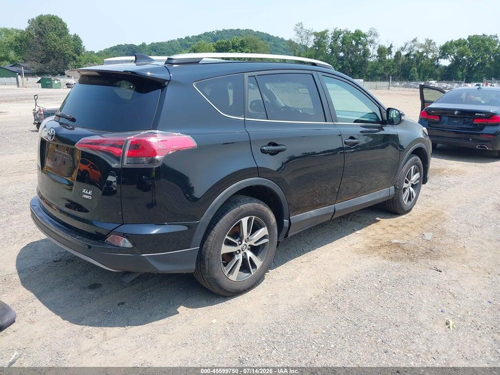 2T3RFREV1HW607661 2017 TOYOTA RAV4 photo no. 4