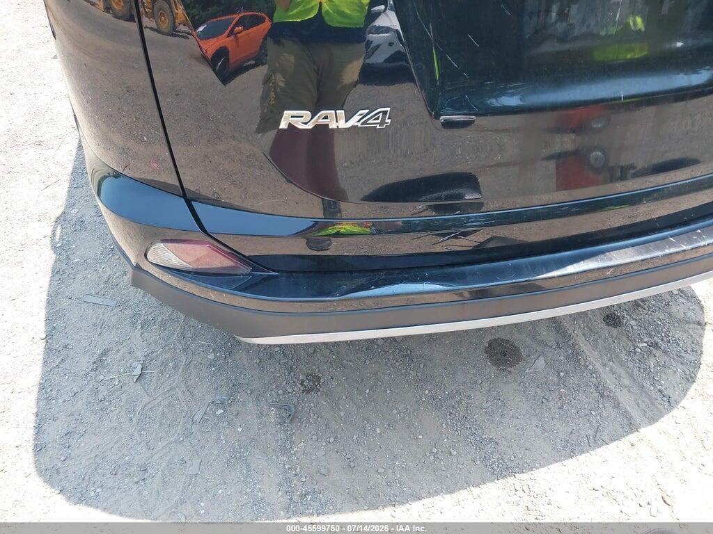 2T3RFREV1HW607661 2017 TOYOTA RAV4 photo no. 6