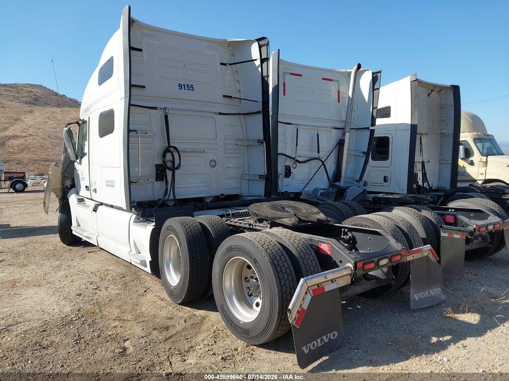 4V4NC9EH2PN311883 2023 VOLVO VNL photo no. 3