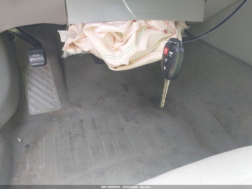 4T1BF1FK9GU581003 2016 TOYOTA CAMRY photo no. 11