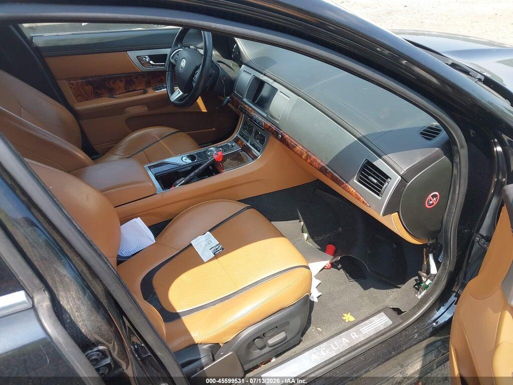 SAJWJ0EFXD8U03089 2013 JAGUAR XF photo no. 5