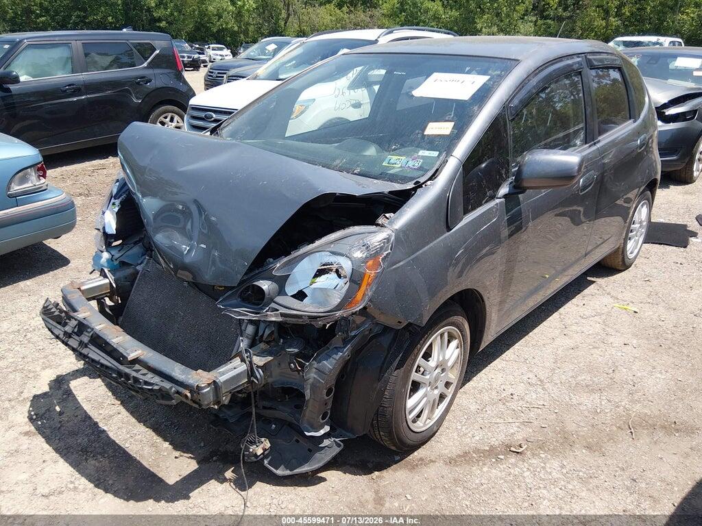 JHMGE8H37DC000853 2013 HONDA FIT photo no. 2