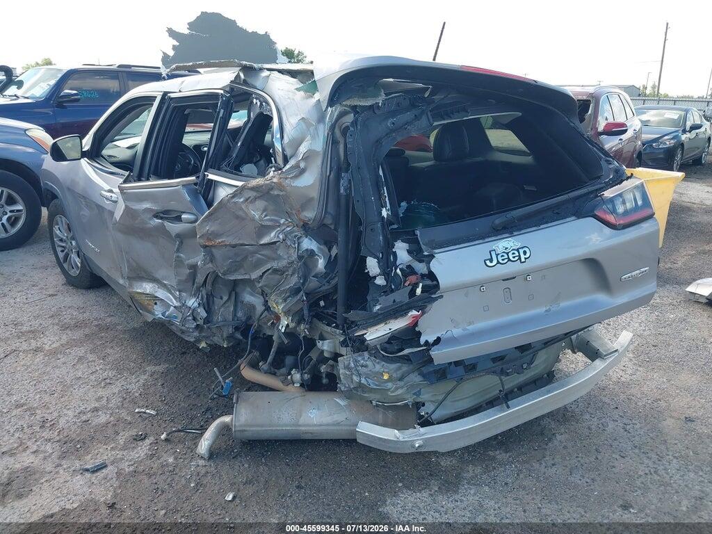 1C4PJMLB9KD379916 2019 JEEP CHEROKEE photo no. 3
