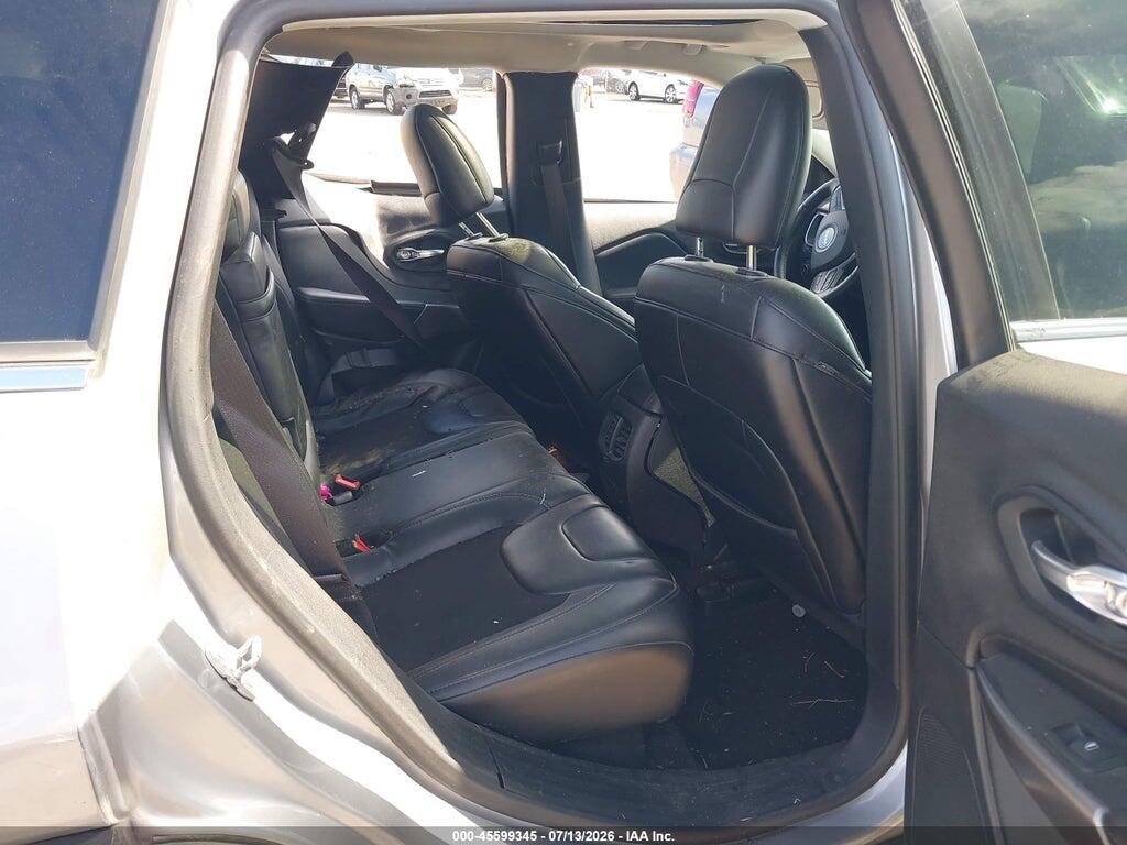 1C4PJMLB9KD379916 2019 JEEP CHEROKEE photo no. 8