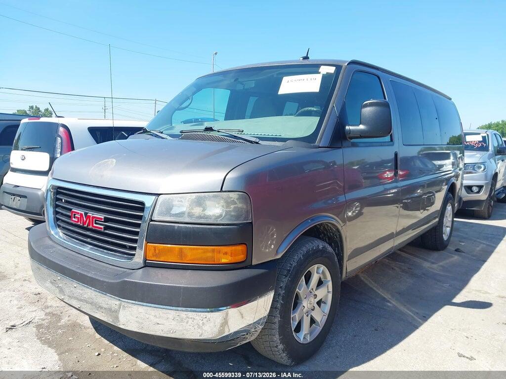 1GKS7CF4XB1111981 2011 GMC SAVANA 1500 photo no. 2