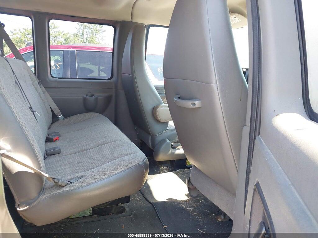 1GKS7CF4XB1111981 2011 GMC SAVANA 1500 photo no. 8