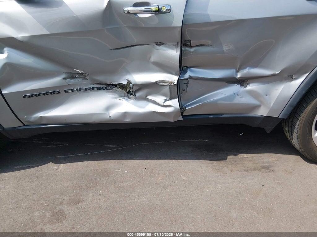 1C4RJEBG2HC770528 2017 JEEP GRAND CHEROKEE photo no. 6