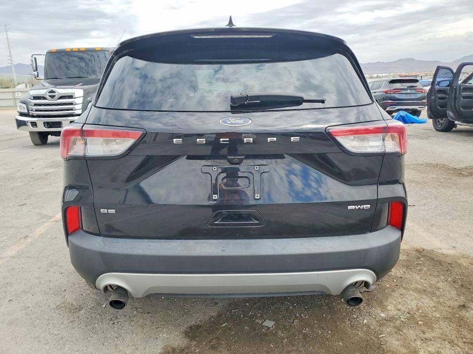 2021 FORD ESCAPE SE — Фото 6 из 13