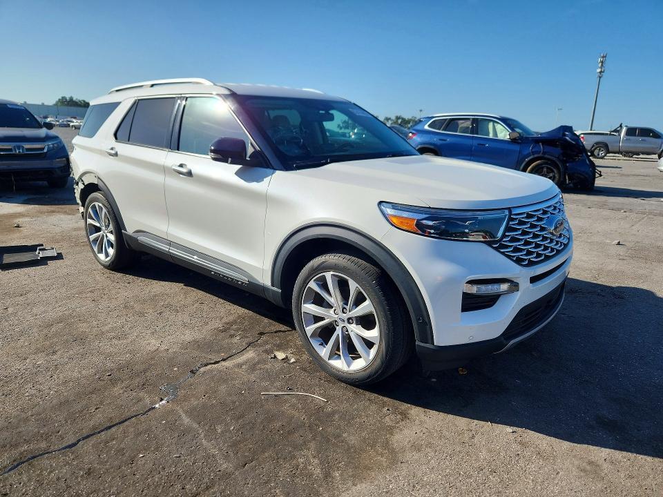 2021 FORD EXPLORER PLATINUM — Фото 4 из 14