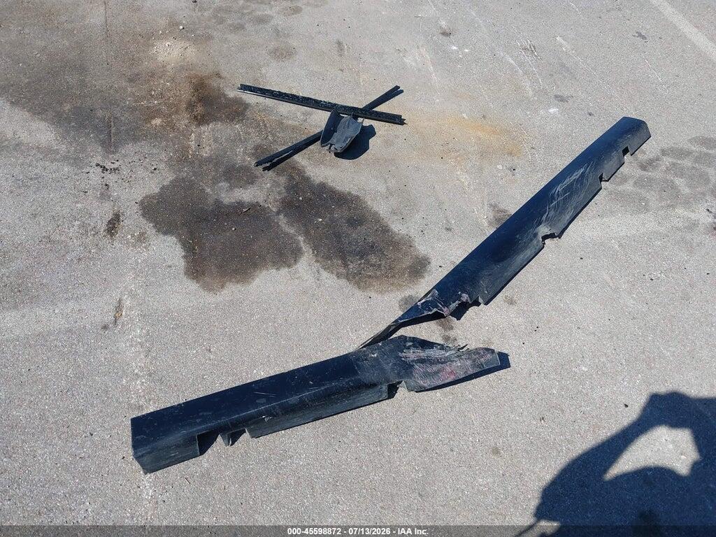 2C3CCABG5PH657858 2023 CHRYSLER 300 photo no. 11