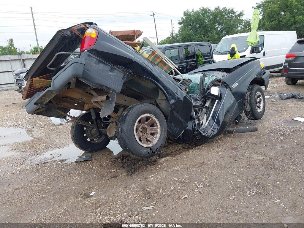 4F4YR12D33TM05875 2003 MAZDA B2300 photo no. 4
