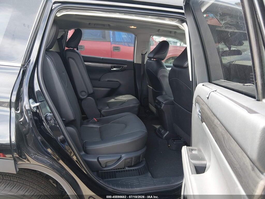 5TDEBRCH9TS721232 2026 TOYOTA HIGHLANDER photo no. 8