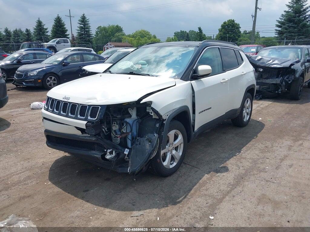 3C4NJDBB8JT326318 2018 JEEP COMPASS photo no. 2