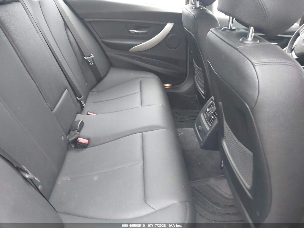 WBA8A3C56JA494754 2018 BMW 320I photo no. 8