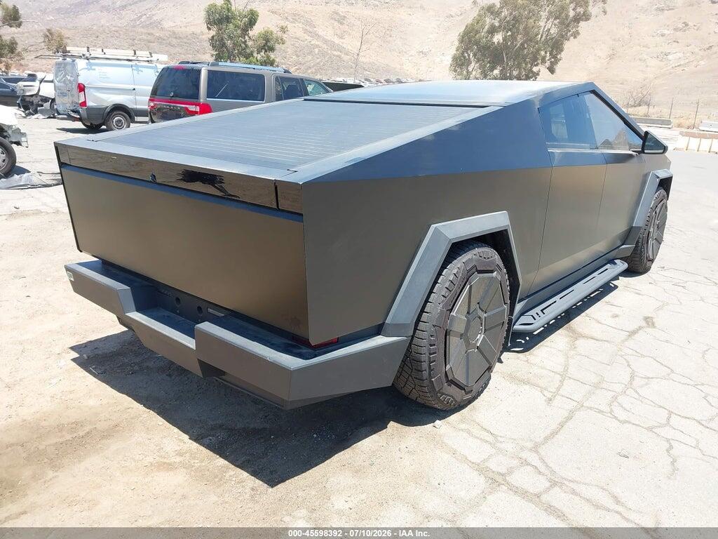 7G2CEHEE7RA037282 2024 TESLA CYBERTRUCK photo no. 4