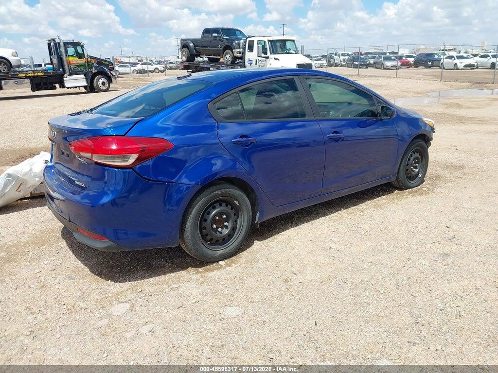 3KPFL4A7XHE133436 2017 KIA FORTE photo no. 4