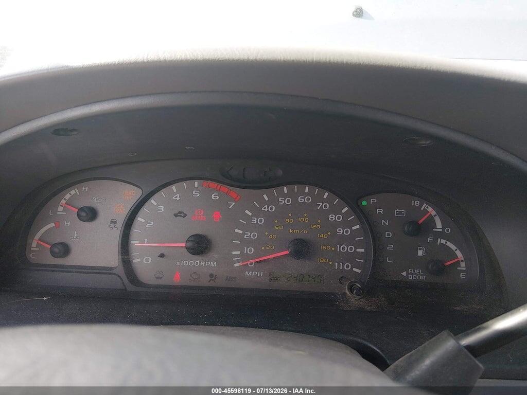 5TDZT34A32S132950 2002 TOYOTA SEQUOIA photo no. 7