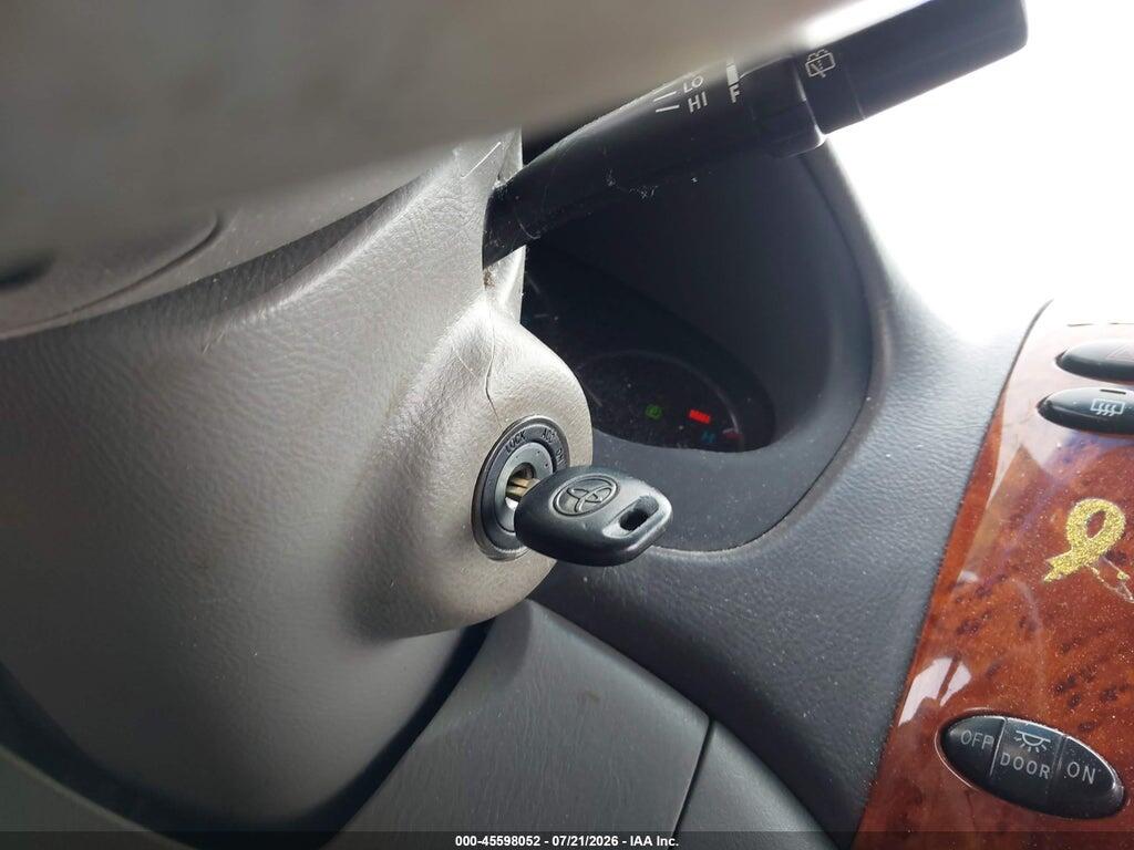 5TDYK4CC6AS313059 2010 TOYOTA SIENNA photo no. 11
