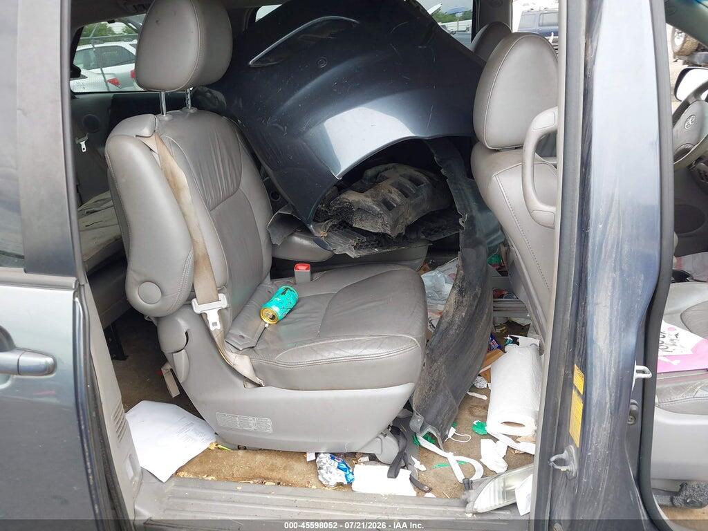 5TDYK4CC6AS313059 2010 TOYOTA SIENNA photo no. 8