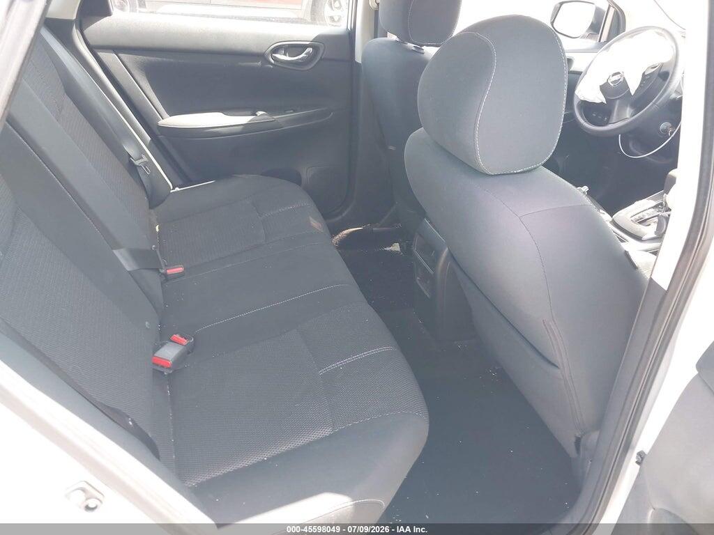 3N1AB7AP2JY232743 2018 NISSAN SENTRA photo no. 8