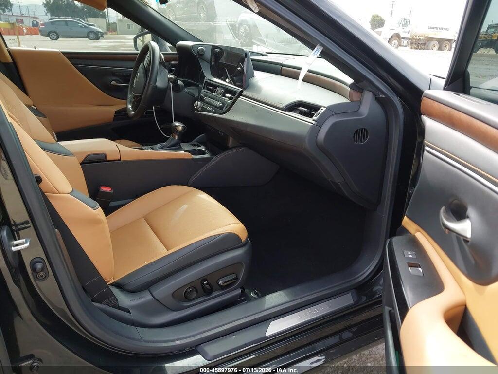 58ADA1C14SU069072 2025 LEXUS ES 300H photo no. 5