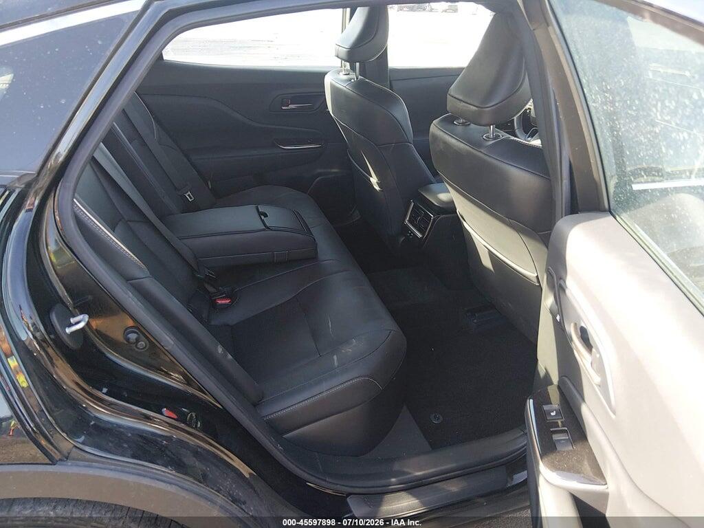 JTDAAAAF4R3024128 2024 TOYOTA CROWN photo no. 8