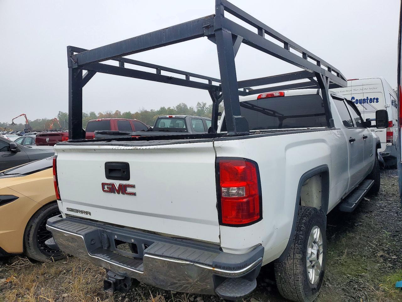 2016 GMC SIERRA K2500 HEAVY DUTY — Фото 3 из 13