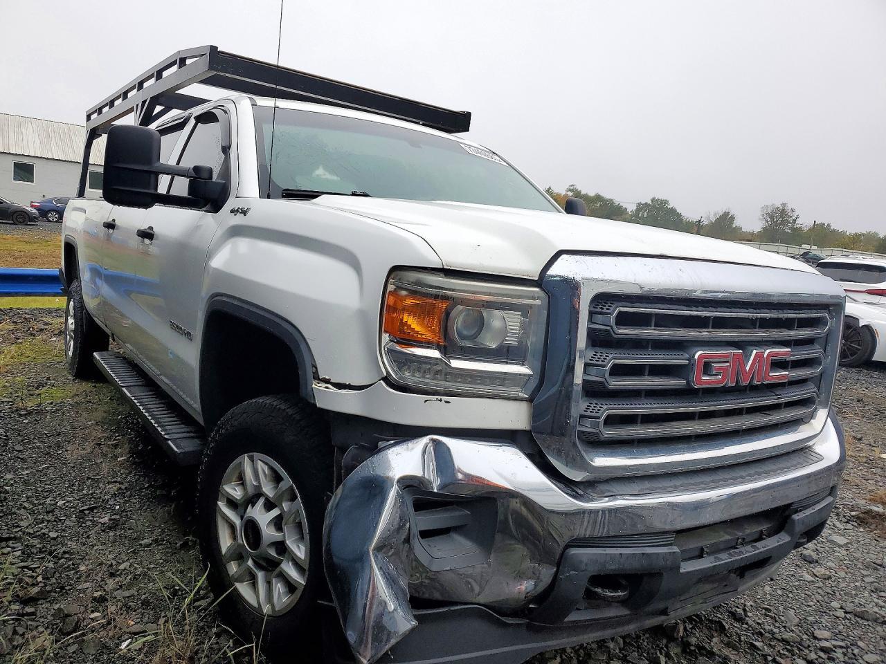 2016 GMC SIERRA K2500 HEAVY DUTY — Фото 4 из 13