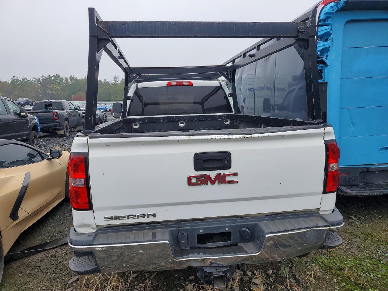 2016 GMC SIERRA K2500 HEAVY DUTY — Фото 6 из 13