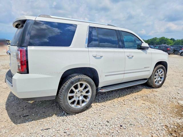2017 GMC YUKON DENALI — Фото 3 из 13